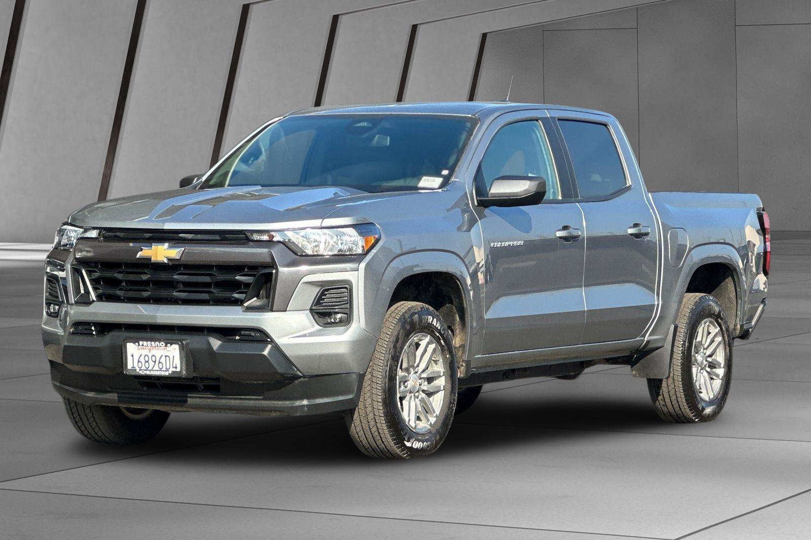Certified 2024 Chevrolet Colorado LT w/ LT Convenience Package image 8