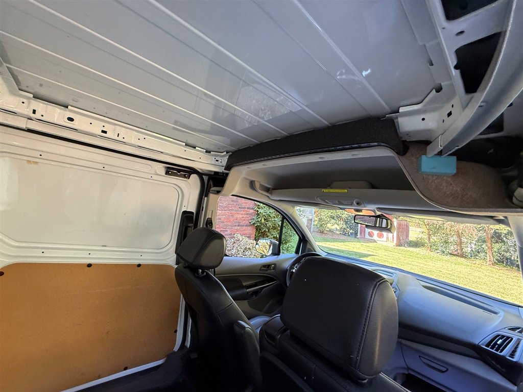 Used 2020 Ford Transit Connect XL image 48