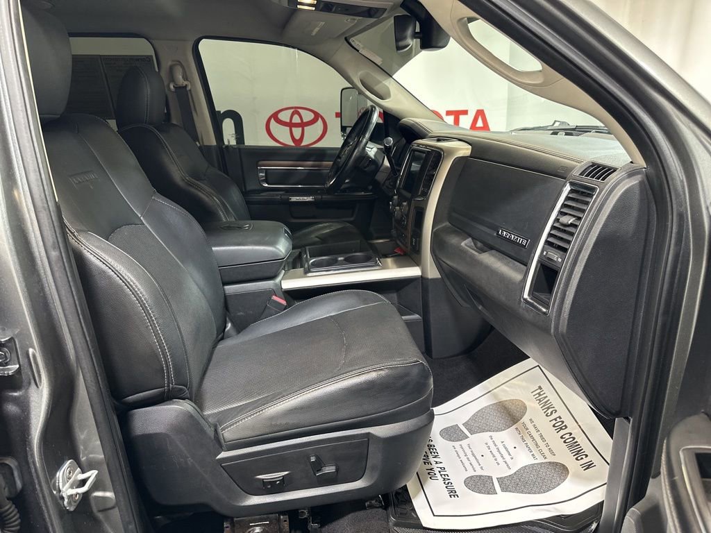 Used 2013 RAM 2500 Laramie w/ Convenience Group image 10