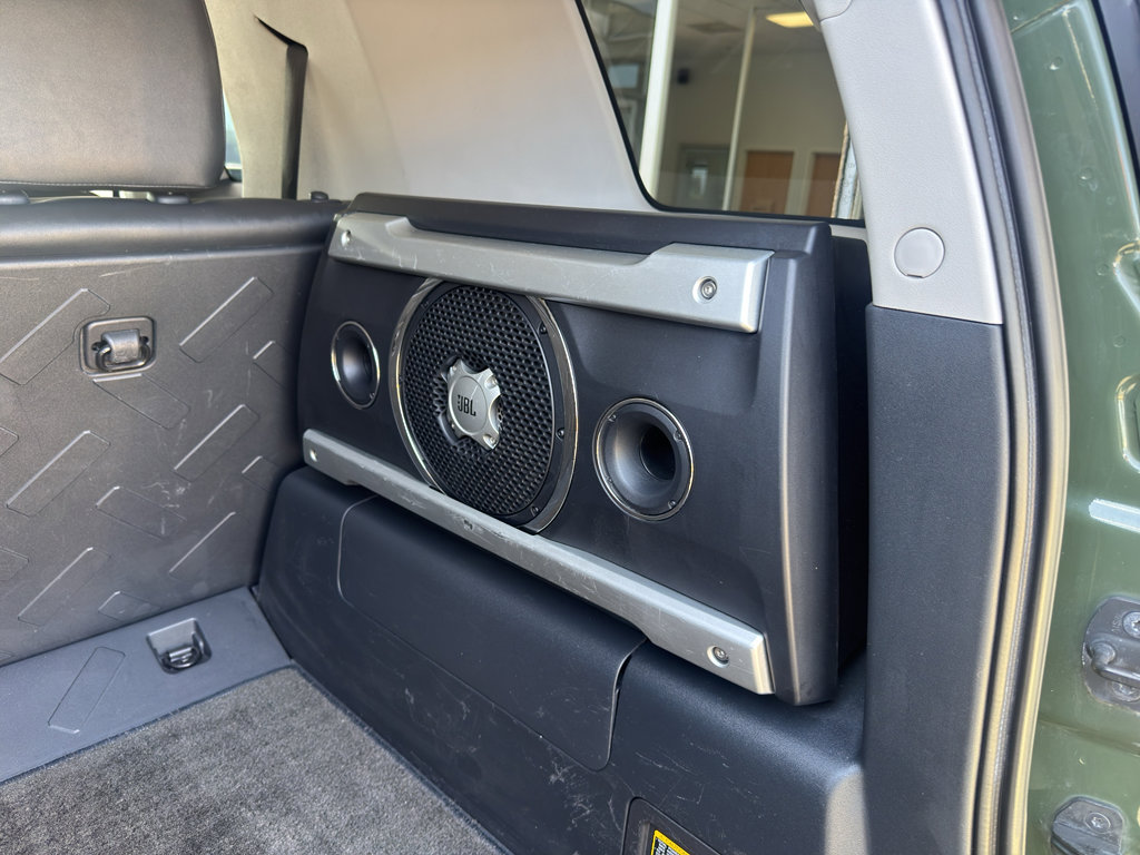 Used 2013 Toyota FJ Cruiser 4WD w/ Upgrade Pkg image 13