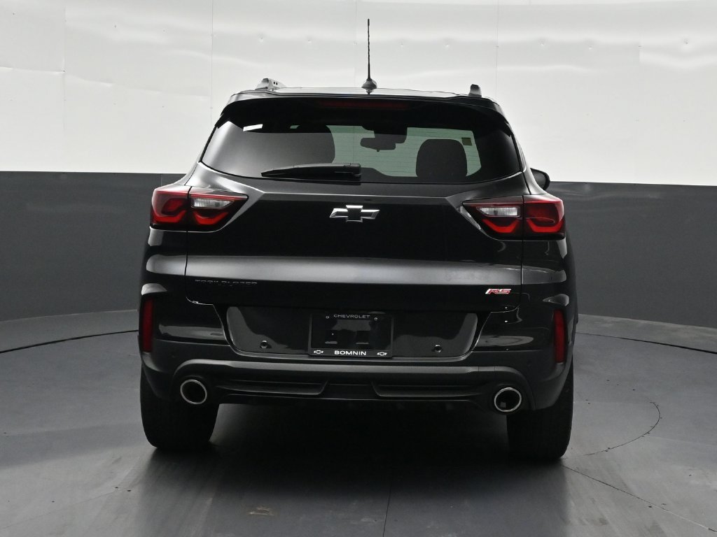 Used 2024 Chevrolet TrailBlazer RS w/ Driver Confidence Package FWD image 4