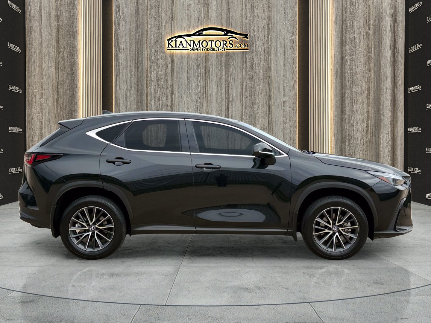 Used 2025 Lexus NX 350h AWD w/ Cold Area Package image 10