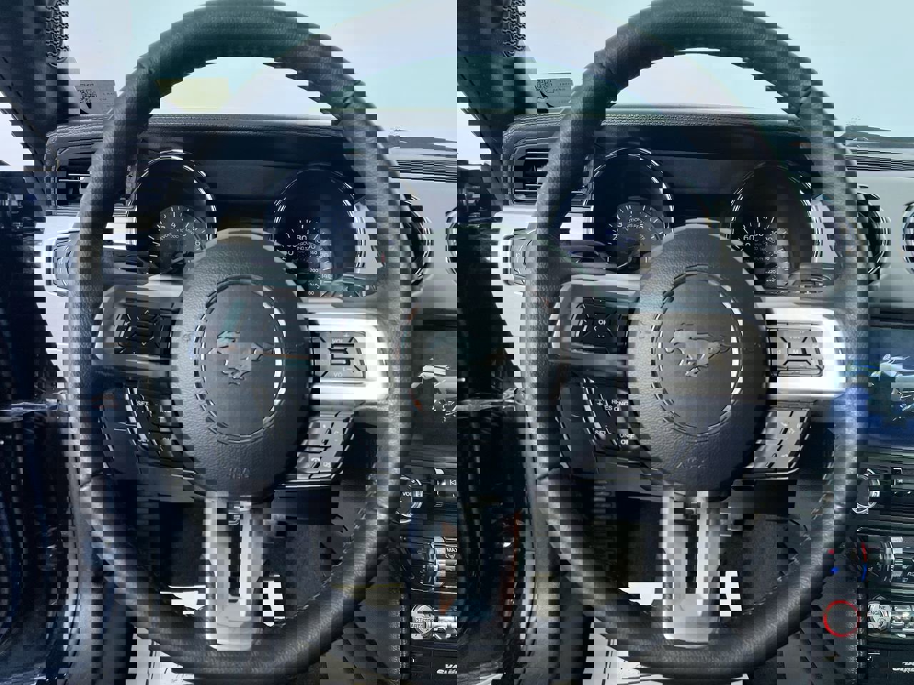 Used 2016 Ford Mustang Premium image 15