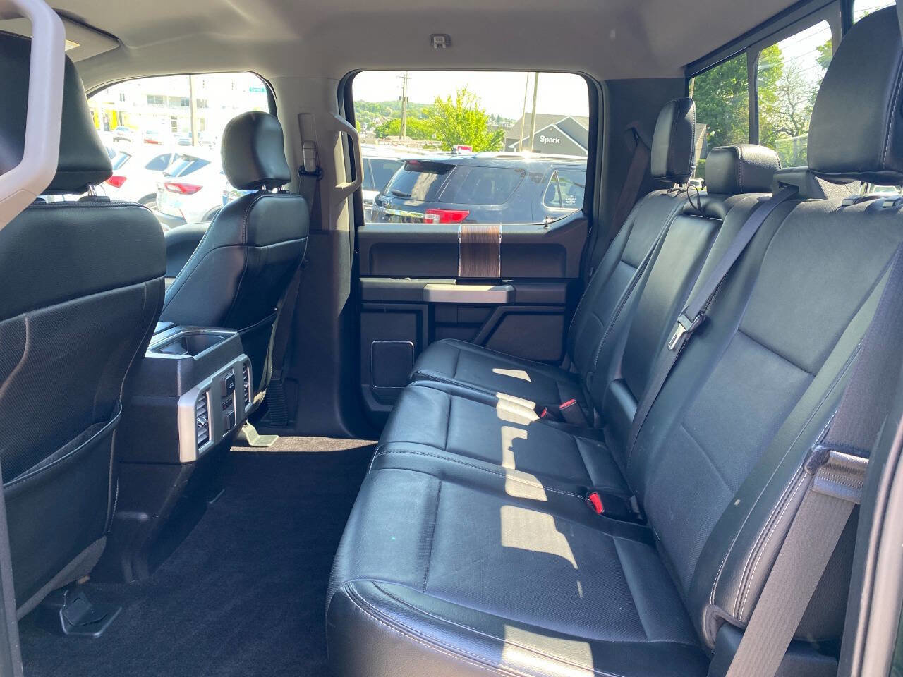 Used 2015 Ford F150 Lariat w/ Equipment Group 502A Luxury AWD/4WD image 22
