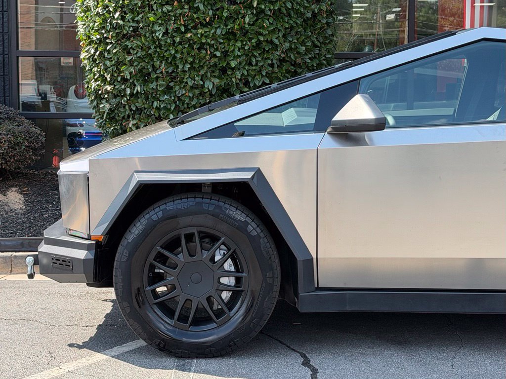 Used 2025 Tesla Cybertruck AWD Crew Cab image 10