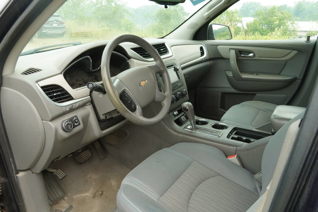 Used 2015 Chevrolet Traverse LS AWD/4WD image 3
