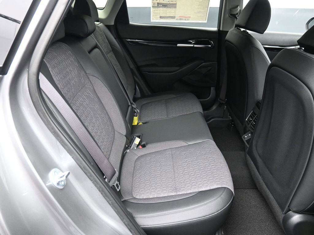 New 2025 Kia Seltos S image 22
