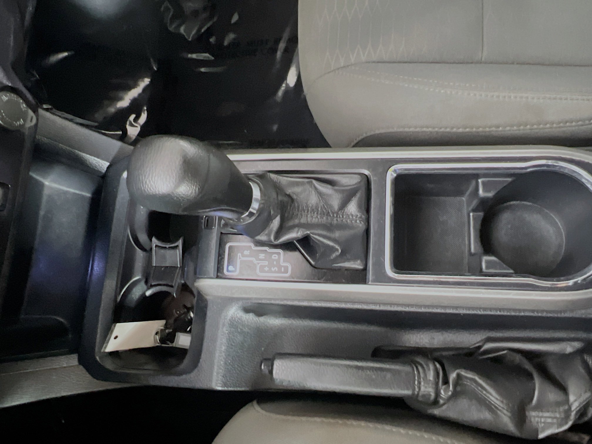 Used 2017 Toyota Tacoma SR5 image 24