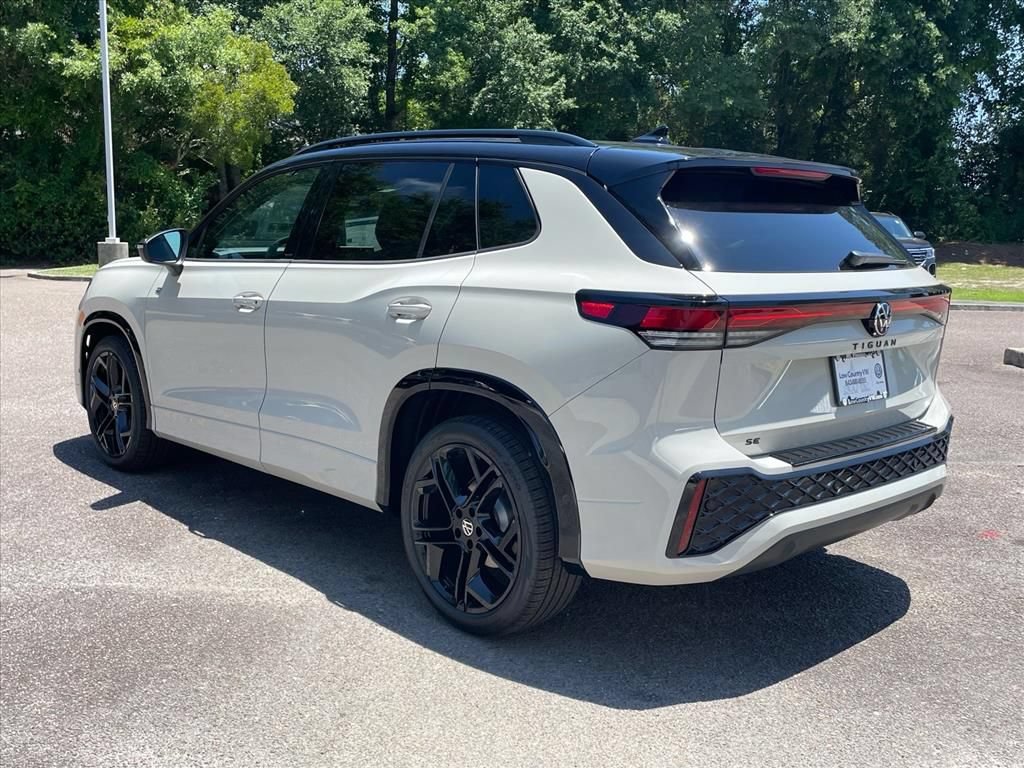New 2026 Volkswagen Tiguan SE R-Line FWD image 20