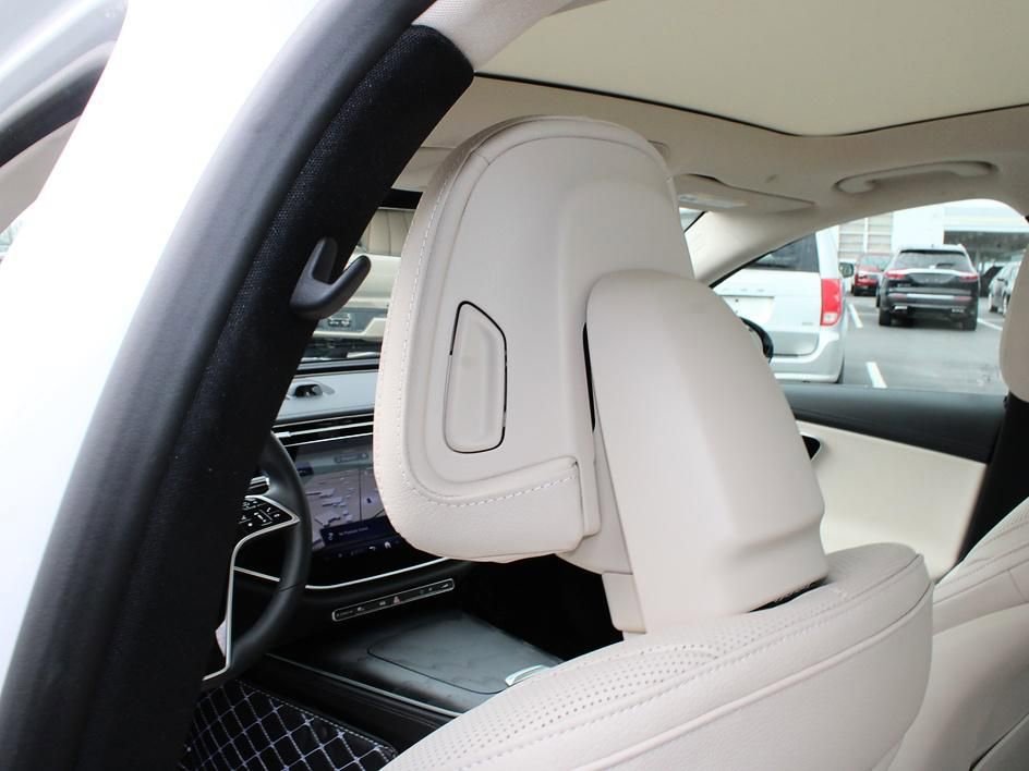 Used 2024 Mercedes-Benz E 350 4MATIC Sedan image 20