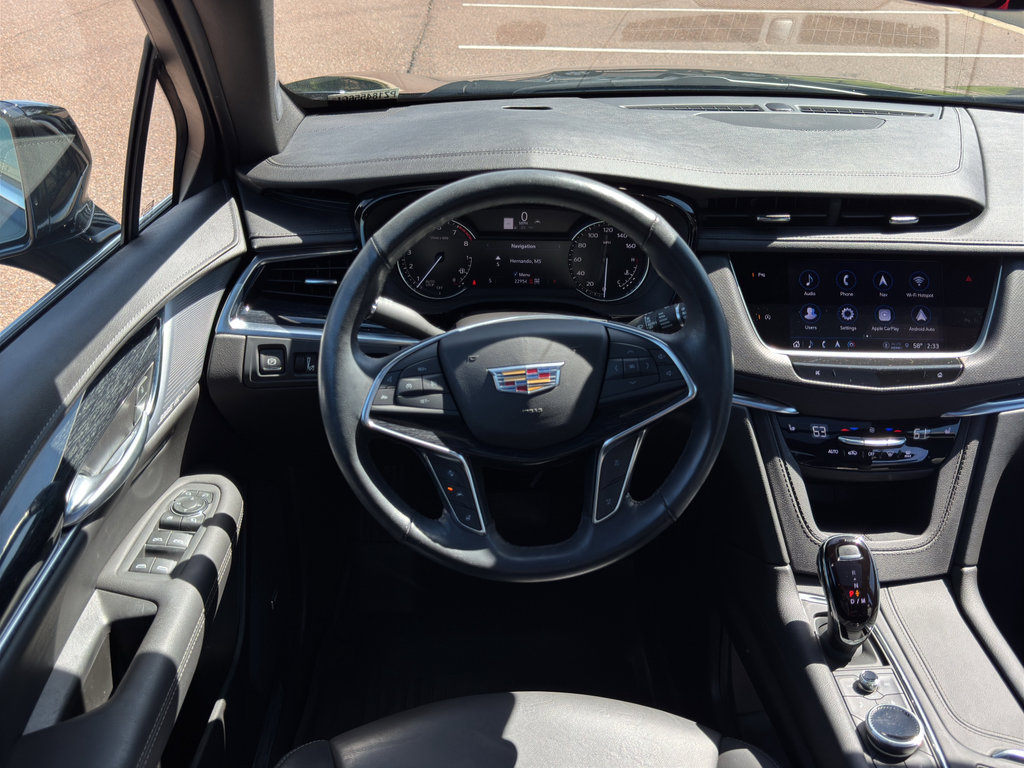 Used 2023 Cadillac XT5 Premium Luxury w/ LPO, Floor Liner Package image 22