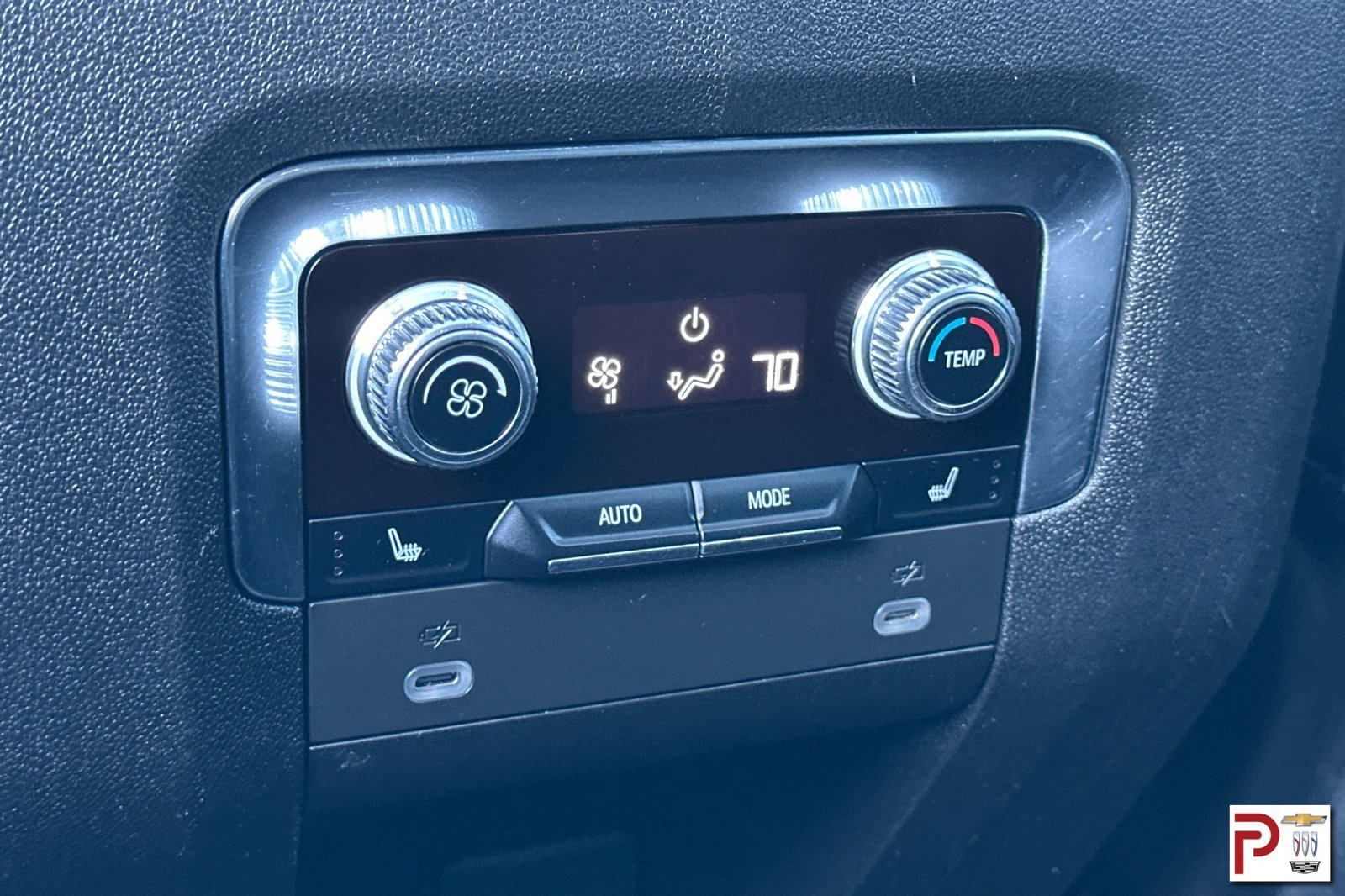 Certified 2023 GMC Yukon XL AT4 w/ Technology Package AWD/4WD image 14