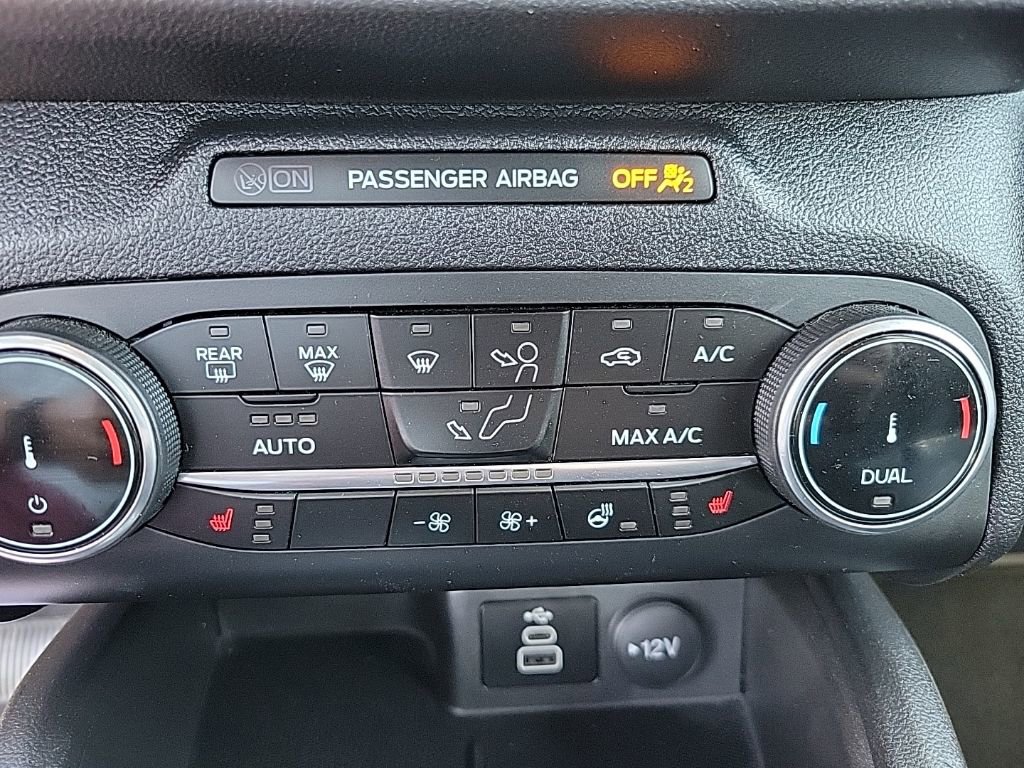 Used 2025 Ford Escape ST-Line Select AWD/4WD image 19