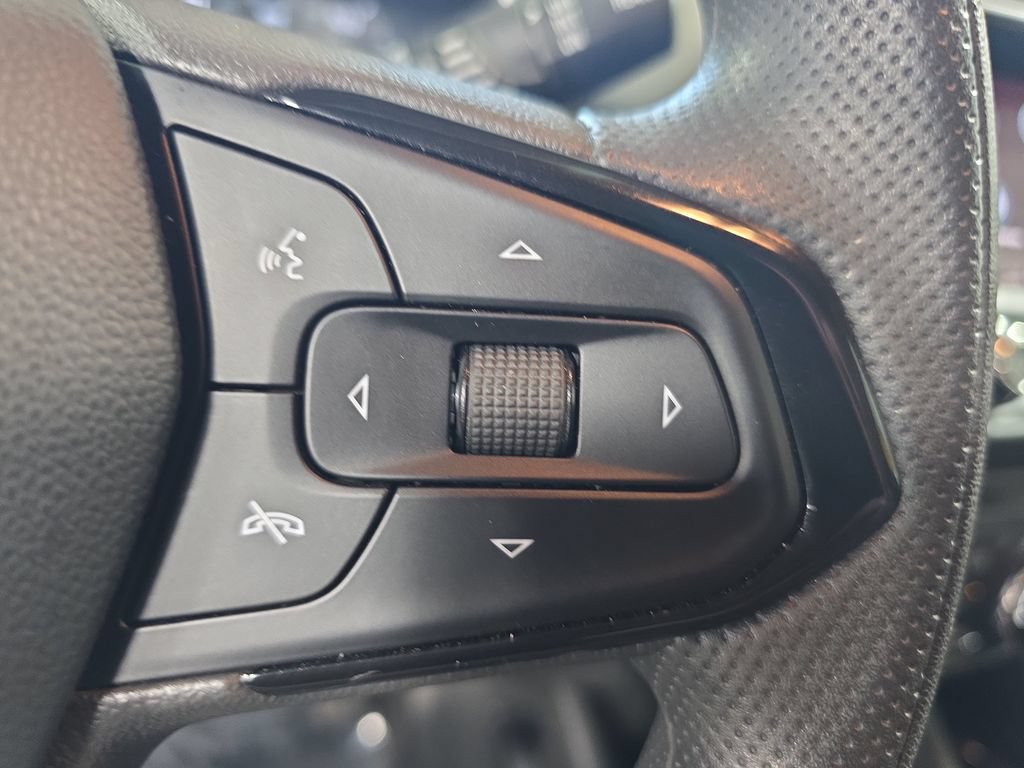 Used 2023 Chevrolet TrailBlazer LT FWD image 17