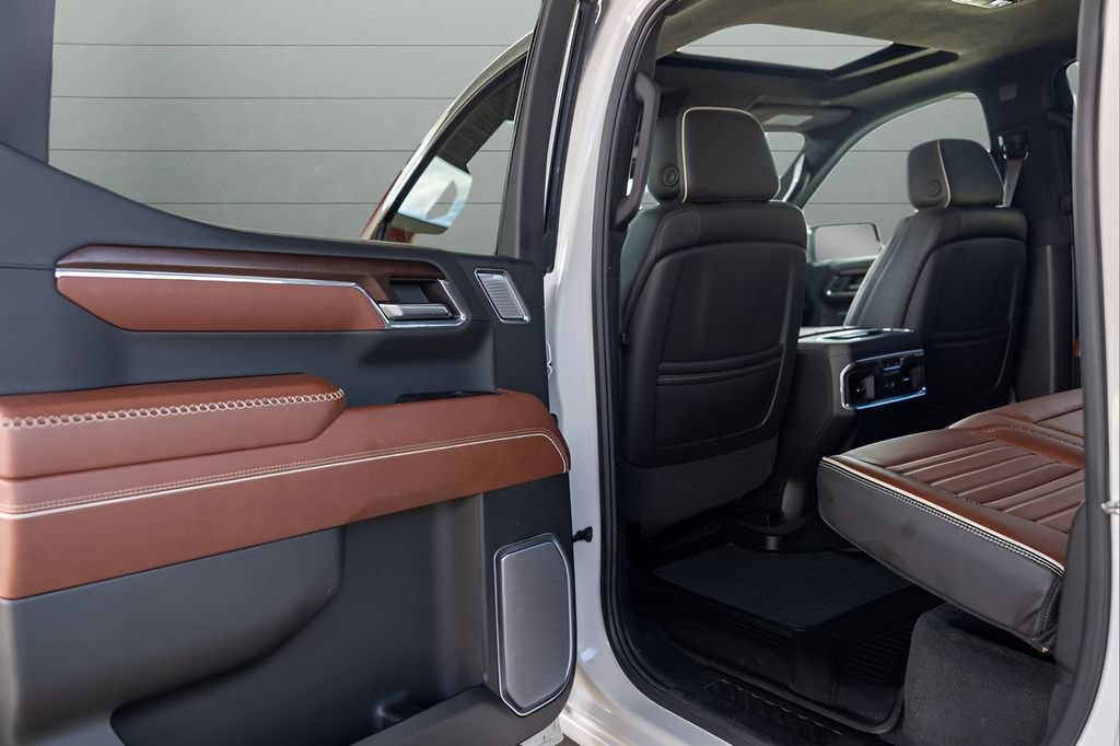 Used 2024 GMC Sierra 1500 Denali Ultimate AWD/4WD image 46