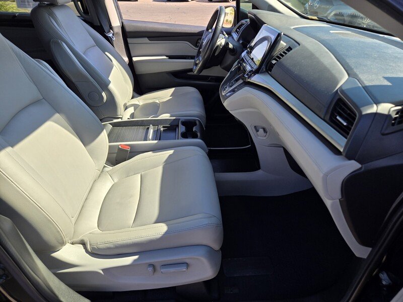 Used 2018 Honda Odyssey EX-L image 17