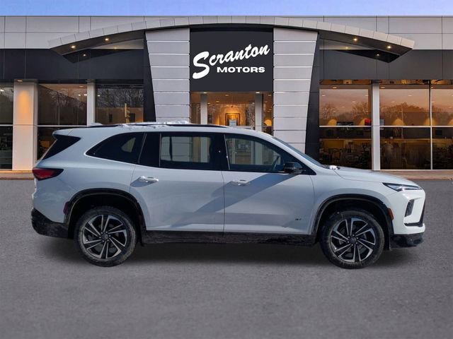 Used 2025 Buick Enclave Sport Touring image 6