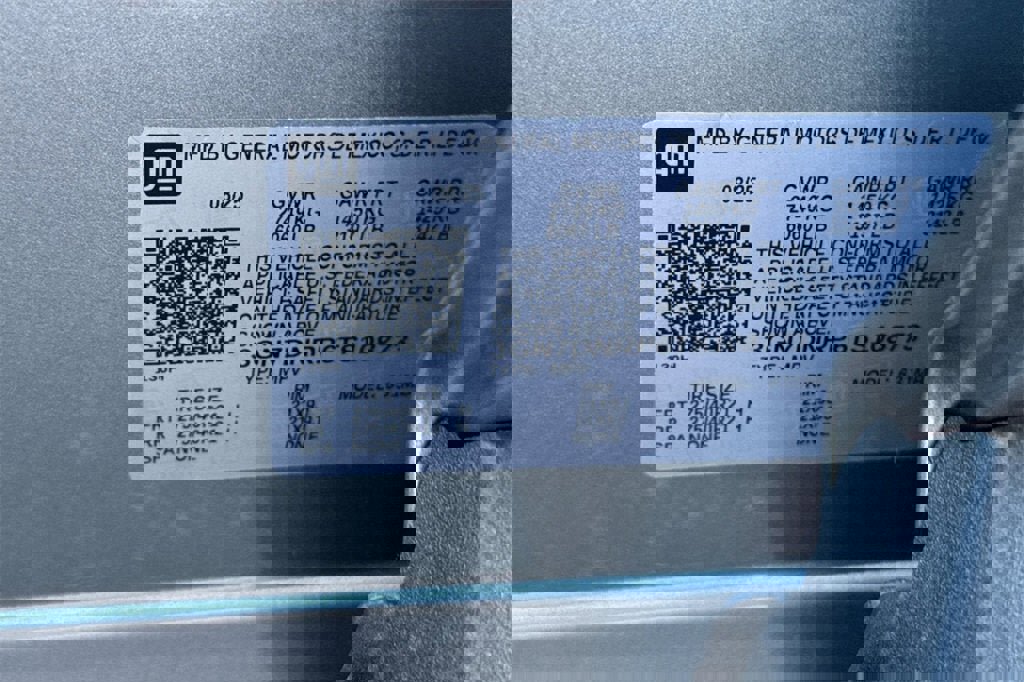 New 2026 Chevrolet Equinox EV LT w/ LPO, Blackout Package image 27