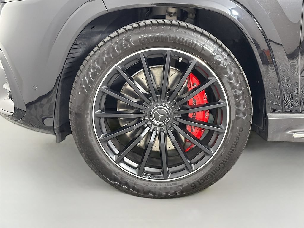 Used 2024 Mercedes-Benz GLS 63 AMG 4MATIC image 33
