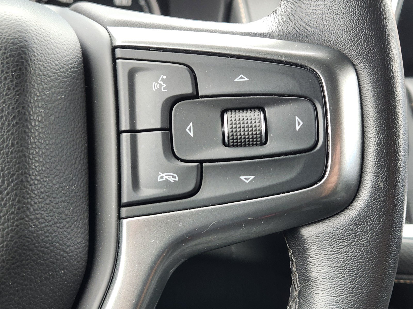 Used 2021 Chevrolet Tahoe Premier RWD image 24