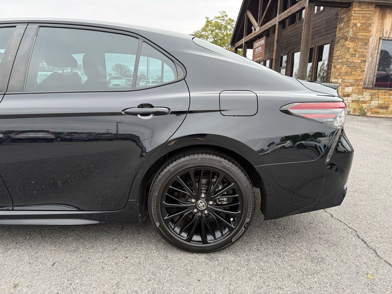 Used 2022 Toyota Camry SE image 35