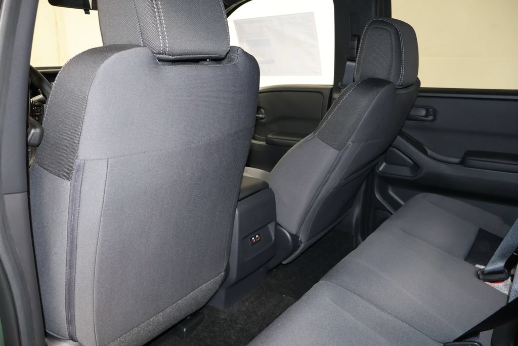 Used 2026 Nissan Frontier SV AWD/4WD image 11