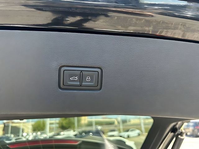Used 2024 Audi RS Q8 AWD/4WD image 17