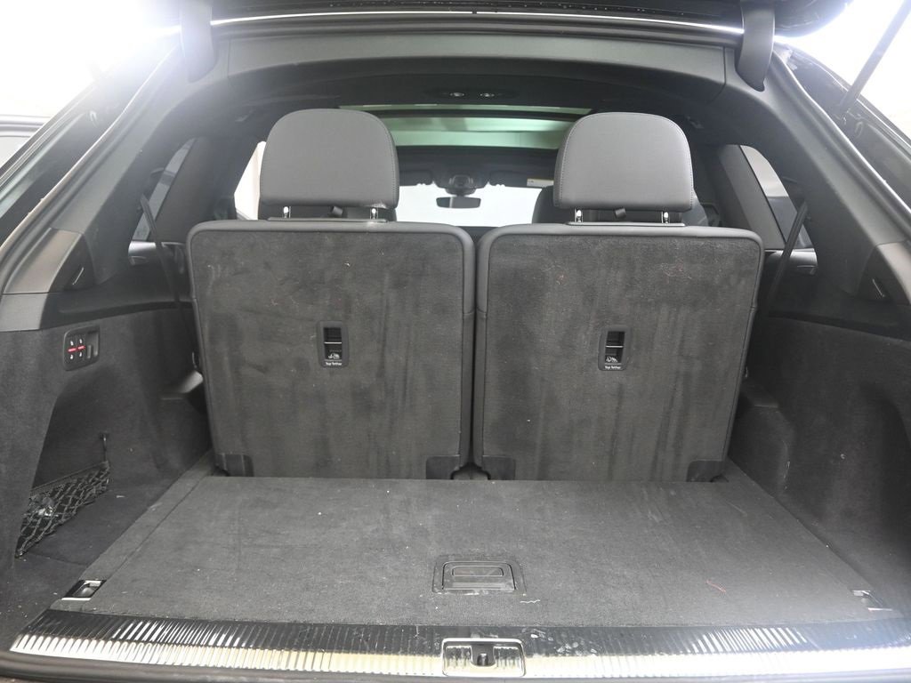 Certified 2025 Audi Q7 2.0T Premium Plus w/ Premium Plus Package image 18