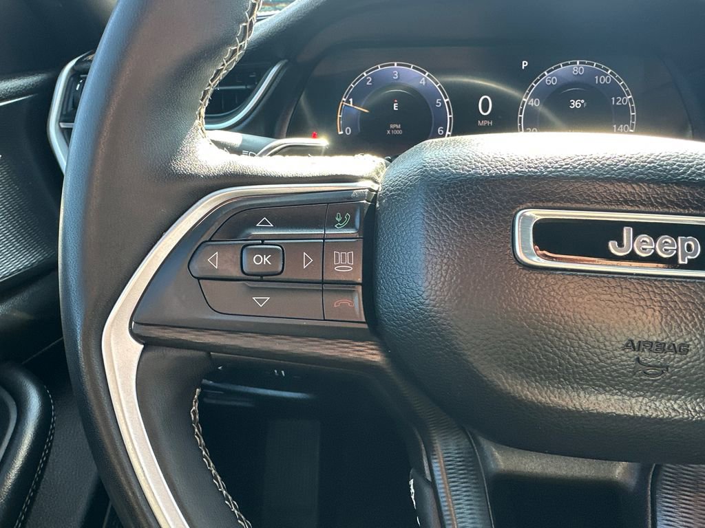 Used 2024 Jeep Grand Cherokee Altitude image 21