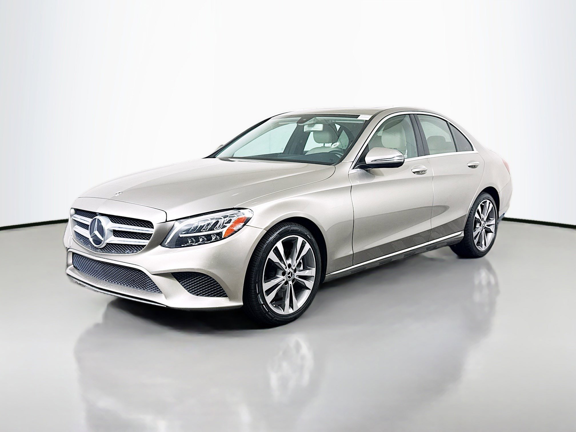 Used 2019 Mercedes-Benz C 300 Sedan image 4