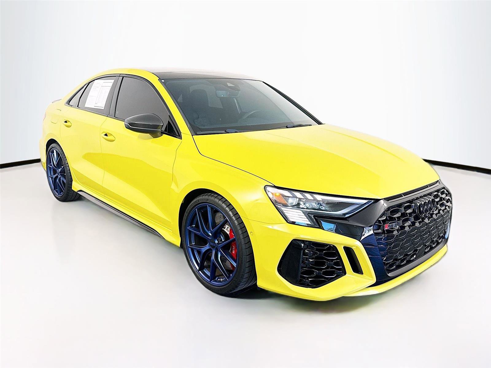 Used 2024 Audi RS 3 image 40