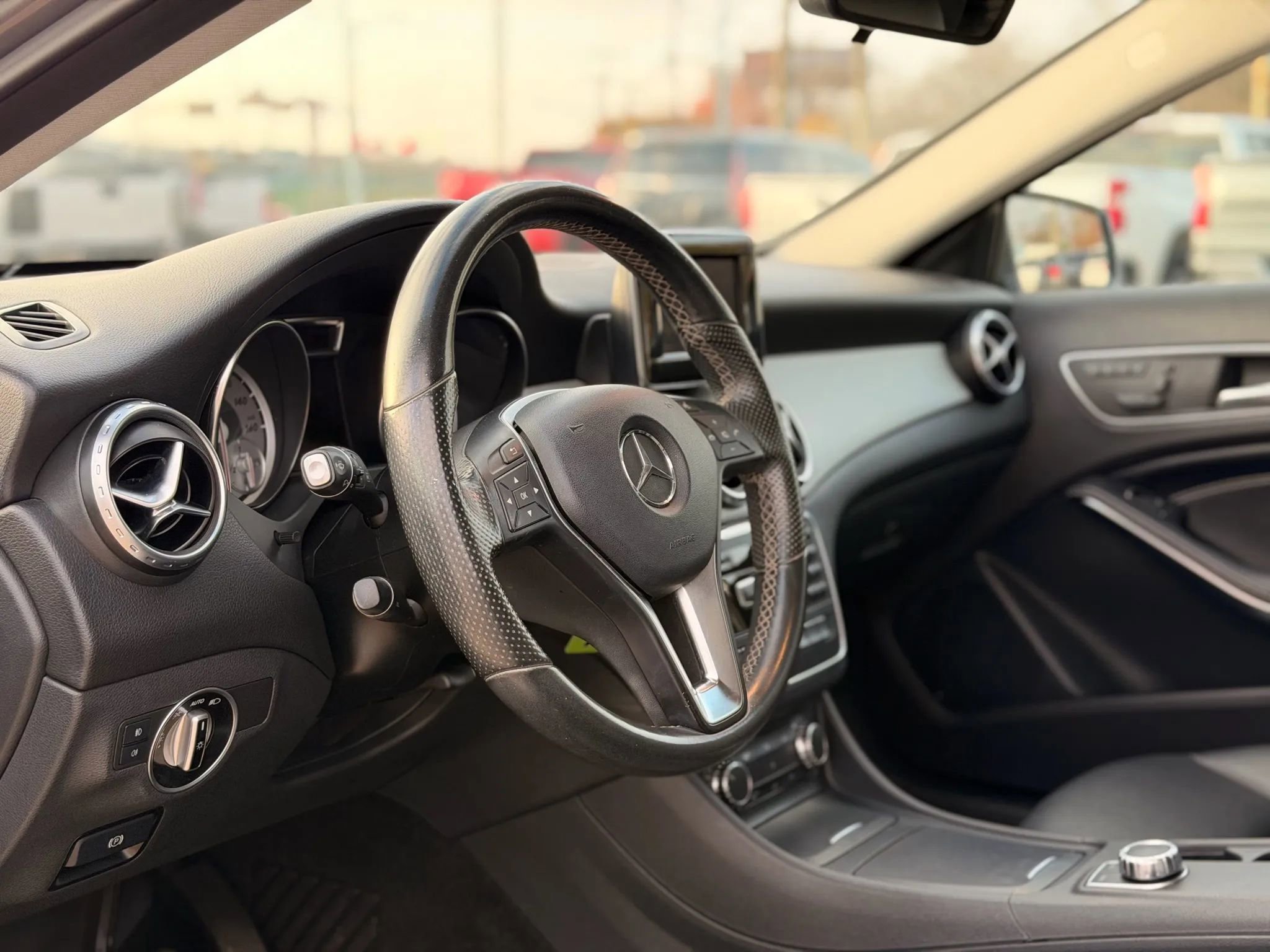 Used 2015 Mercedes-Benz GLA 250 image 19