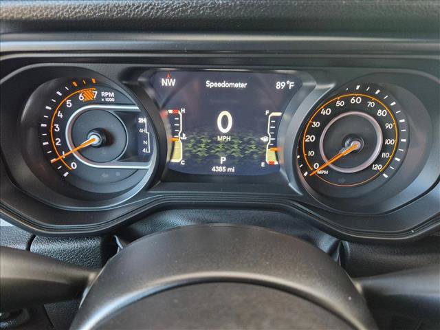 Used 2025 Jeep Wrangler Sport AWD/4WD image 12