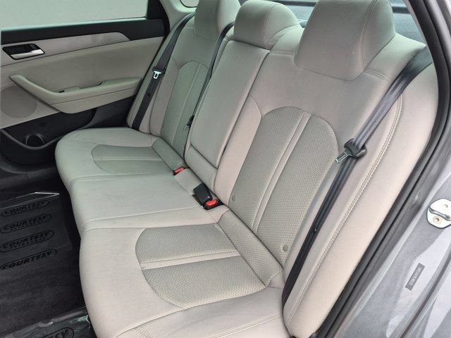 Used 2019 Hyundai Sonata SE FWD image 18