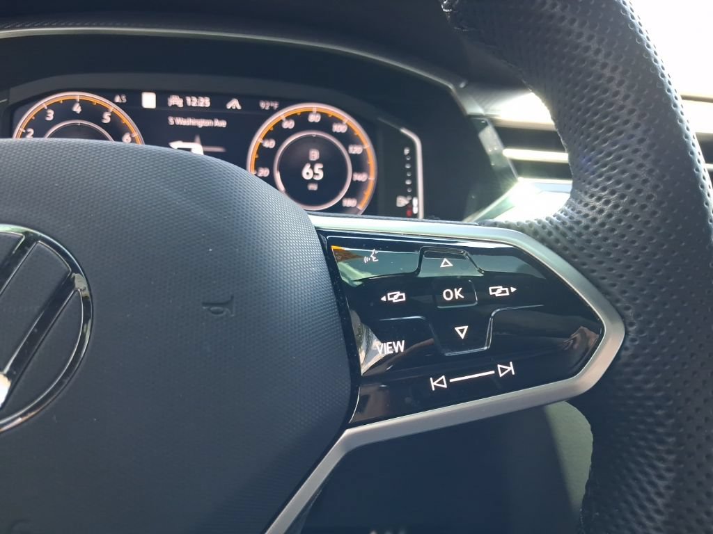 Used 2021 Volkswagen Arteon SEL FWD image 31