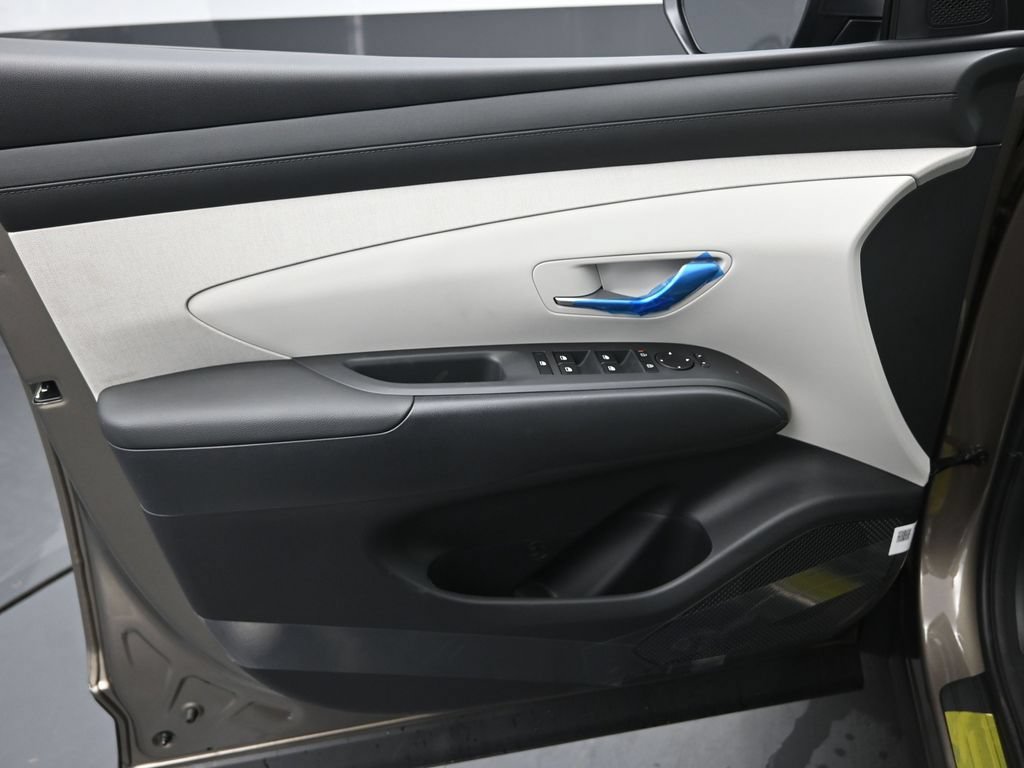 Certified 2025 Hyundai Tucson SEL AWD/4WD image 27