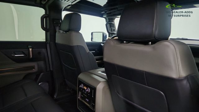 Used 2025 GMC Hummer EV 3X w/ LPO, Illumination Package AWD/4WD image 29