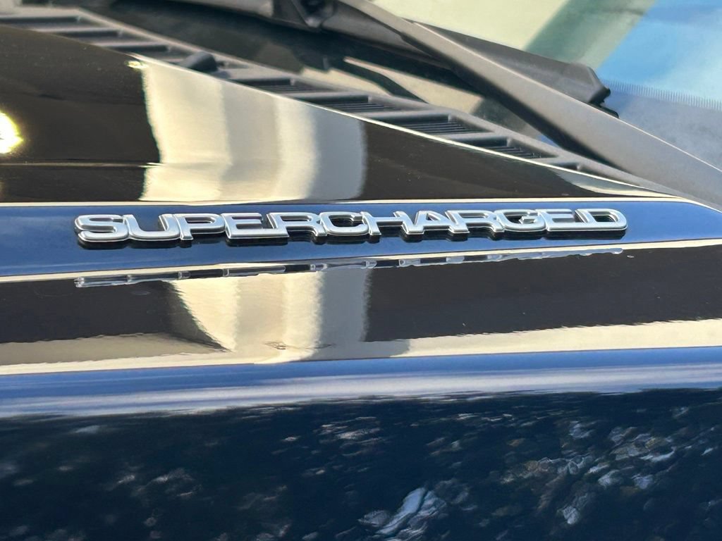 Used 2025 Ford F150 Lariat w/ Equipment Group 502A High AWD/4WD image 19
