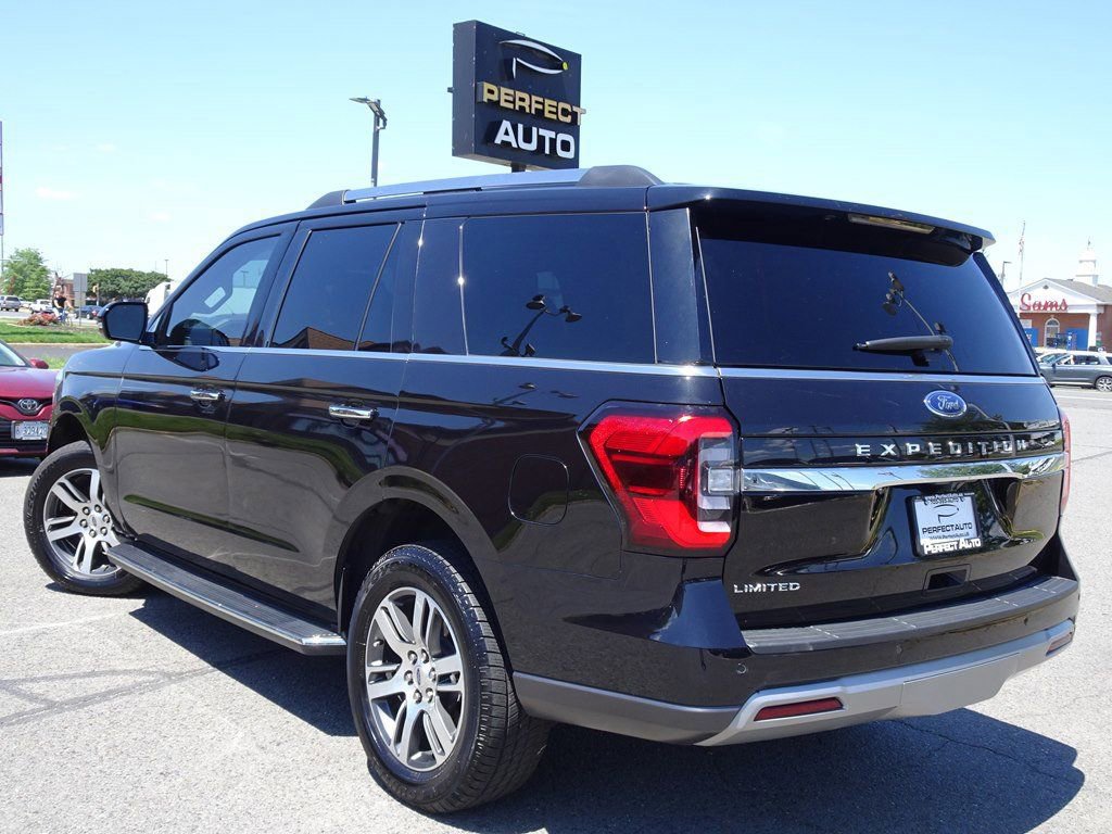 Used 2023 Ford Expedition Limited image 4