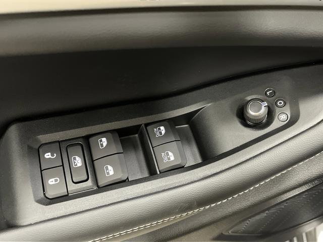 New 2025 Jeep Grand Cherokee L Limited w/ Trailer Tow Package image 28