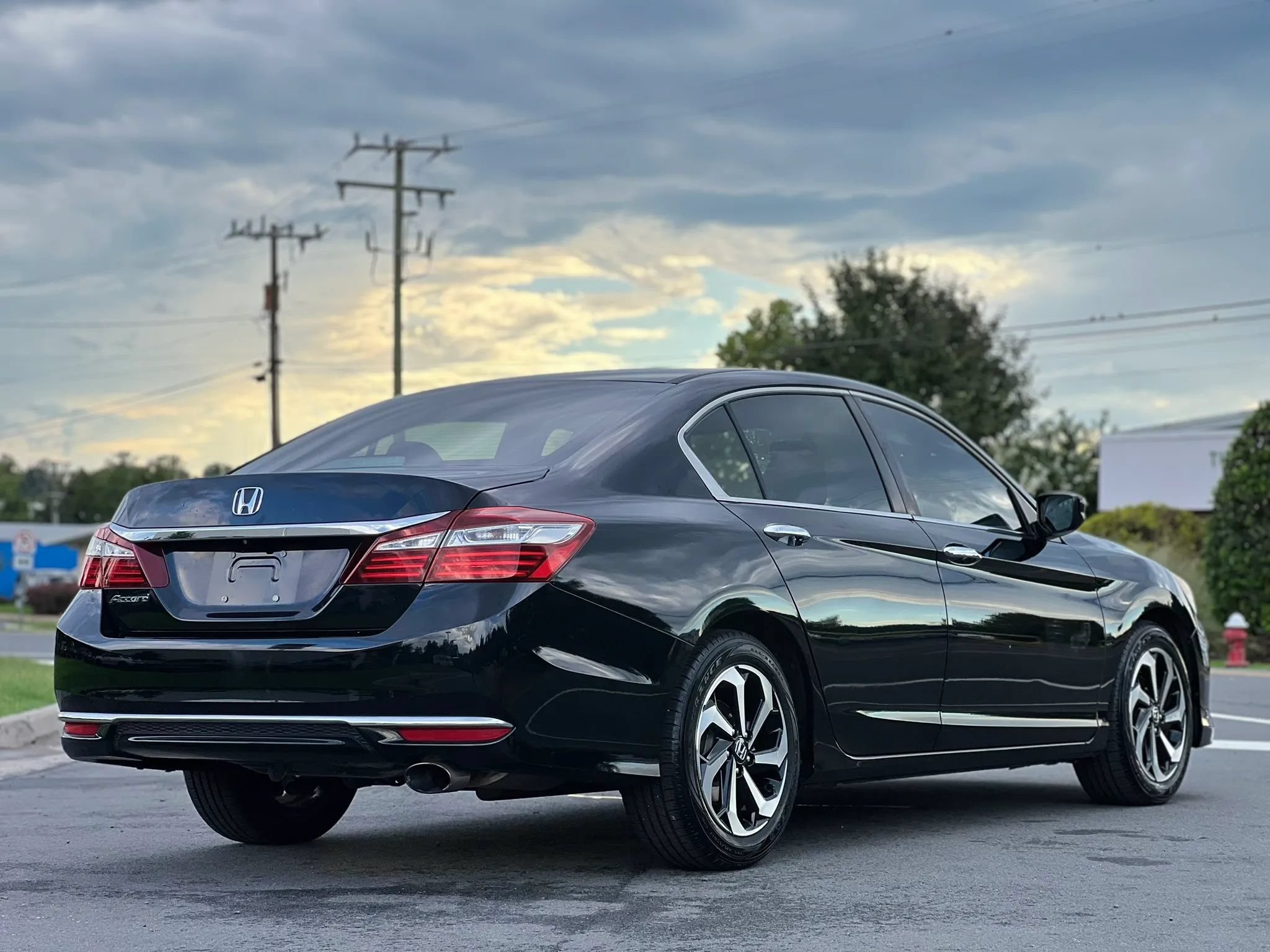 Used 2016 Honda Accord LX image 5