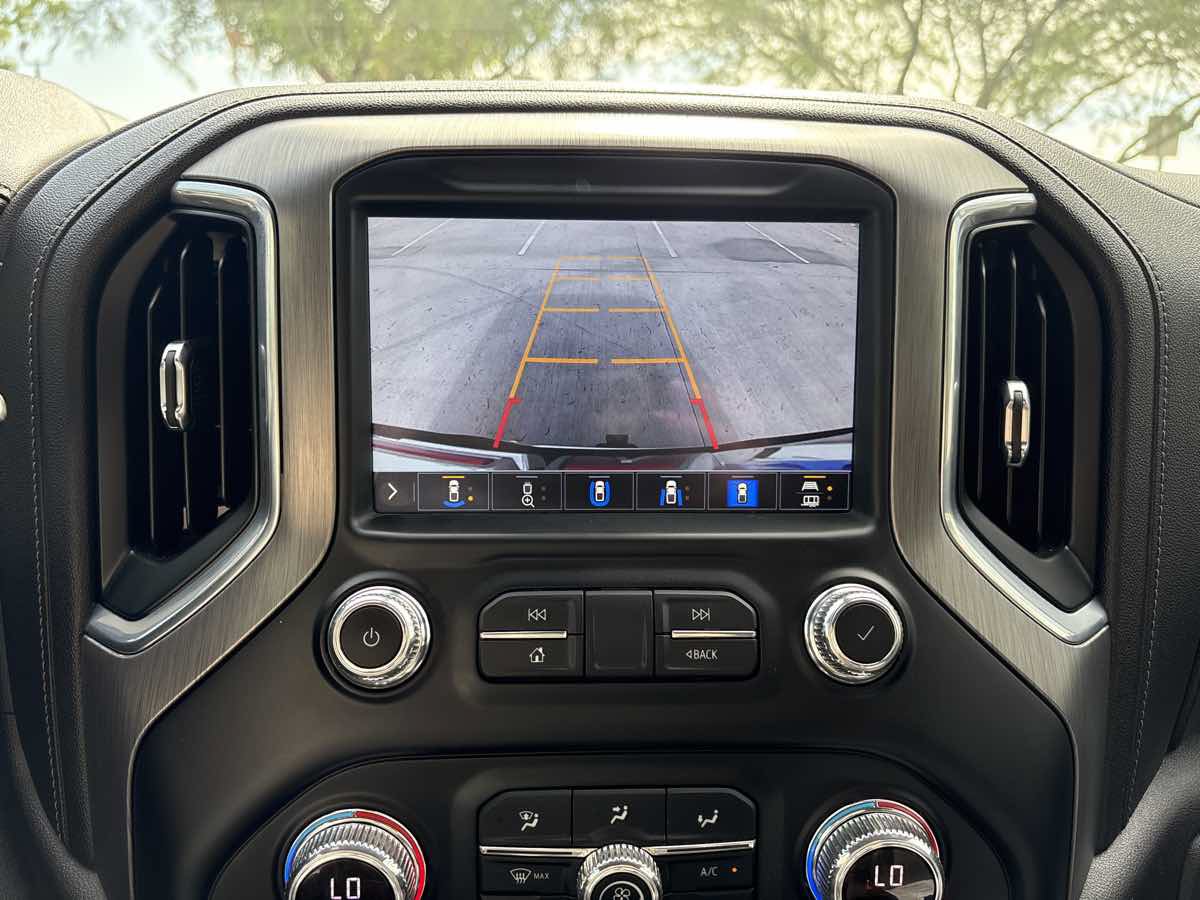 Used 2021 GMC Sierra 2500 Denali w/ Denali Ultimate Package AWD/4WD image 25