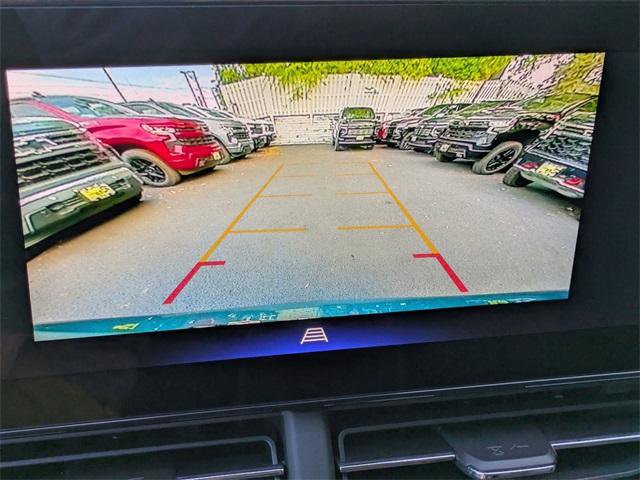 New 2026 Chevrolet Trax LT w/ Driver Confidence Package image 17