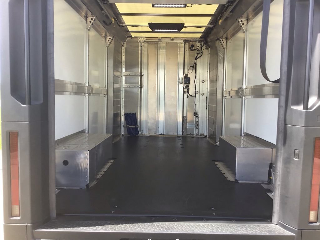 Used 2024 Chevrolet Brightdrop 600 w/ Commercial Equipment Package AWD/4WD image 9