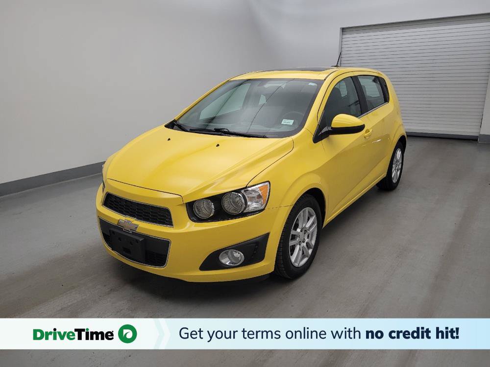 Used 2015 Chevrolet Sonic LT w/ LT Promotional Package FWD image 1