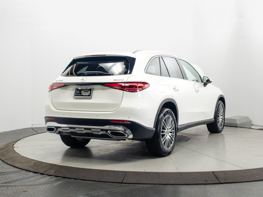 Certified 2026 Mercedes-Benz GLC 300 4MATIC image 33