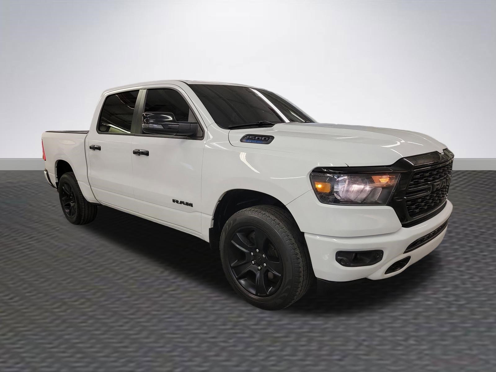 Used 2023 RAM 1500 Big Horn image 1