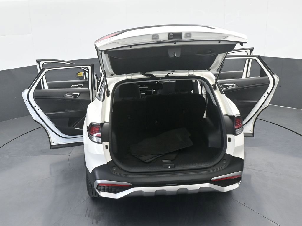 Used 2023 Kia Sportage LX image 65