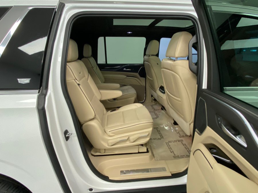 Used 2021 Cadillac Escalade ESV Premium Luxury AWD/4WD image 39