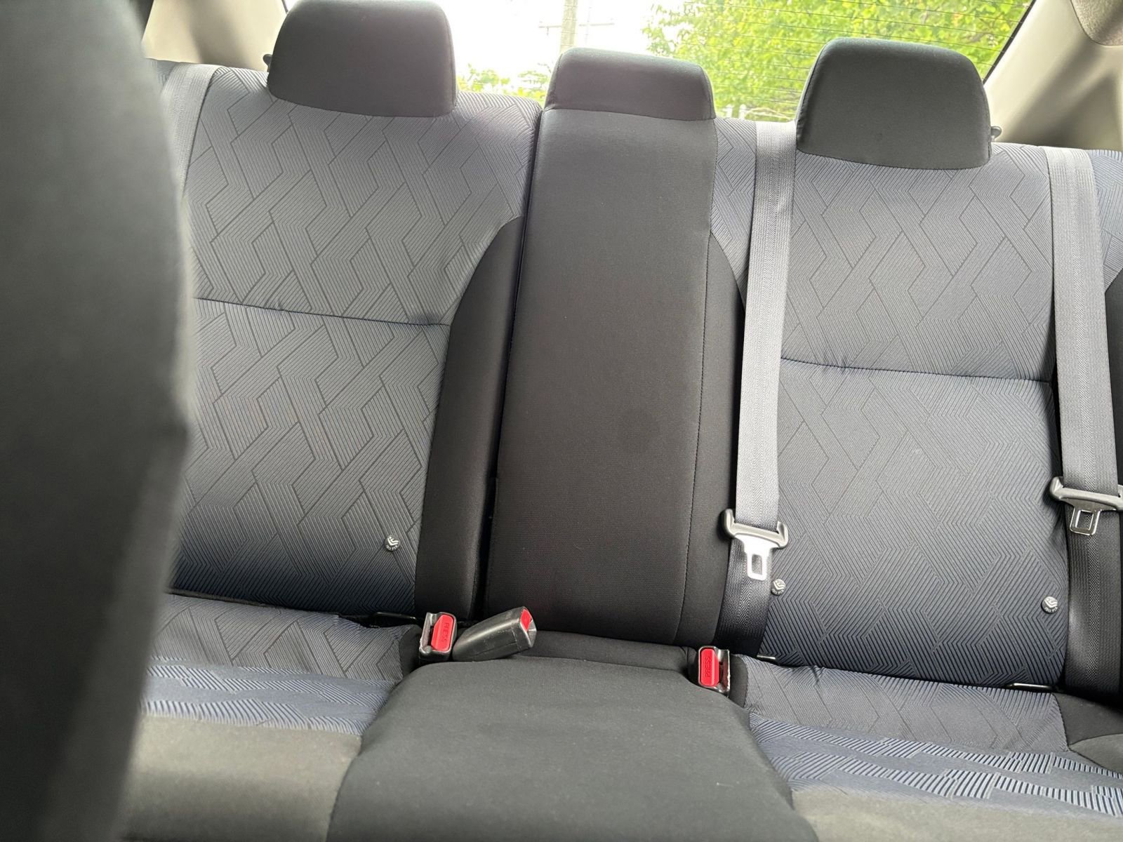 Used 2025 Nissan Versa SV FWD image 36